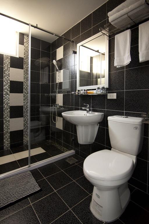 Chao Daily Rent Hotel Тайнан Екстериор снимка